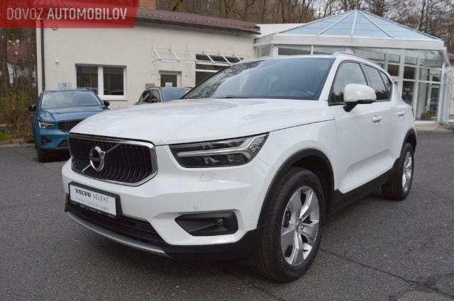 Volvo XC40 Momentum T3 2WD, 120kW, A8, 5d.