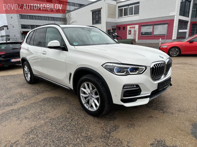 BMW X5 xDrive 30d xLine, 195kW, A8, 5d.