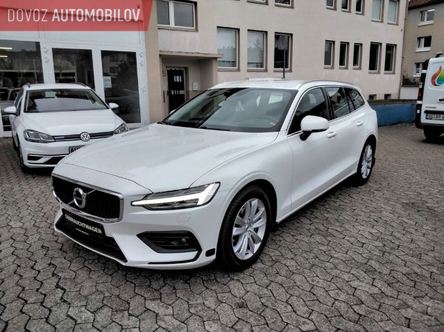 Volvo V60 D4 2WD, 140kW, M6, 5d.