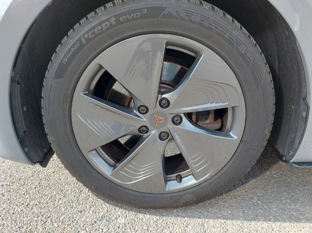 obrázok auta