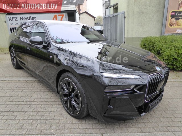 BMW rad 7, 210kW, A8, 4d.