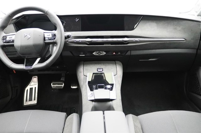 DS Automobiles DS4 Performance Line 1.6 Hybrid, 133kW, A, 5d.
