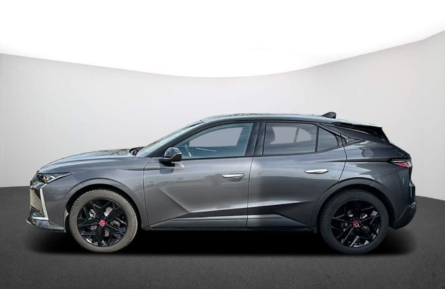 DS Automobiles DS4 Performance Line 1.6 Hybrid, 133kW, A, 5d.