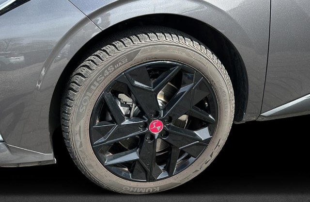 DS Automobiles DS4 Performance Line 1.6 Hybrid, 133kW, A, 5d.