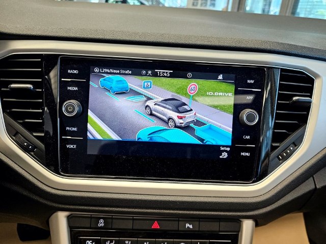 Volkswagen T-Roc Cabrio 1.5 TSI DSG, 110kW, A, 2d.