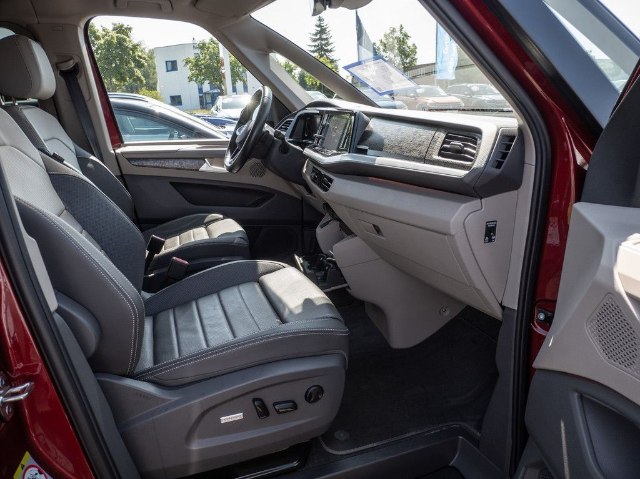 Volkswagen T7 Multivan Lang 1.4 TSI eHybrid DSG, 160kW, A6, 5d.