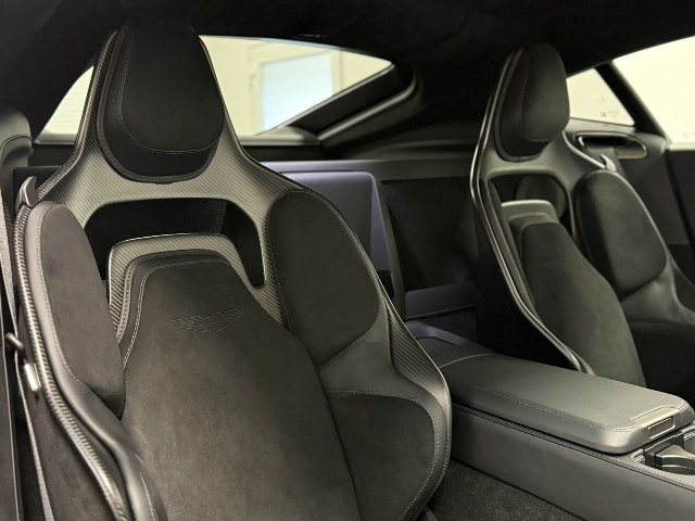 Aston Martin V8 Vantage, 489kW, A, 2d.