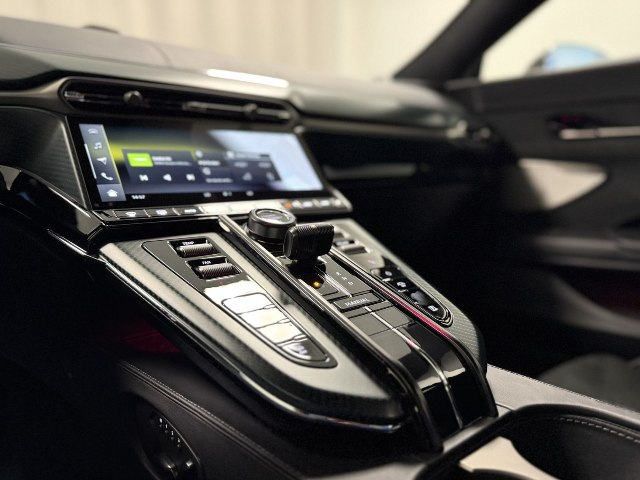 Aston Martin V8 Vantage, 489kW, A, 2d.
