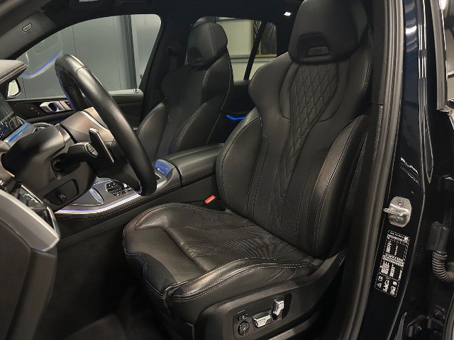 BMW X5 xDrive 30d M-Sportpaket, 210kW, A8, 5d.