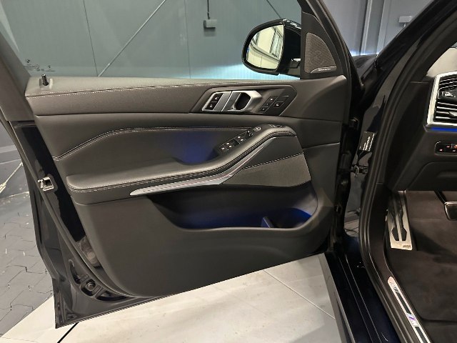 BMW X5 xDrive 30d M-Sportpaket, 210kW, A8, 5d.