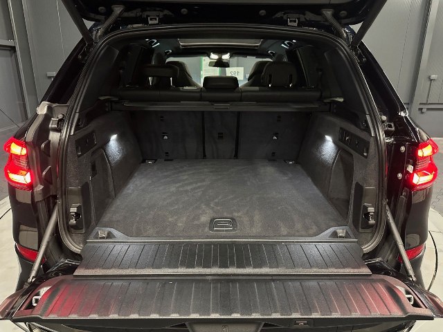 BMW X5 xDrive 30d M-Sportpaket, 210kW, A8, 5d.