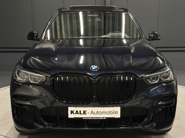 BMW X5 xDrive 30d M-Sportpaket, 210kW, A8, 5d.