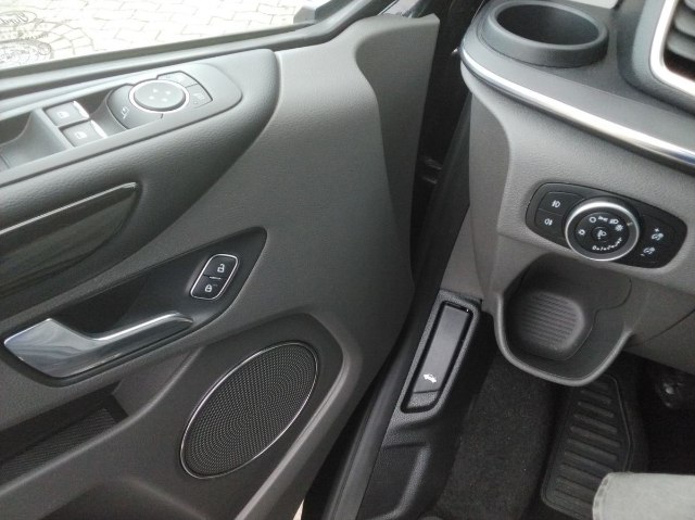 Ford Tourneo Custom L1 Titanium 2.0 TDCI, 136kW, A, 5d.
