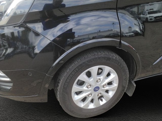 Ford Tourneo Custom L1 Titanium 2.0 TDCI, 136kW, A, 5d.