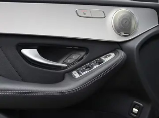 Mercedes-Benz GLC AMG Line 300 d 4Matic, 180kW, A9, 5d.