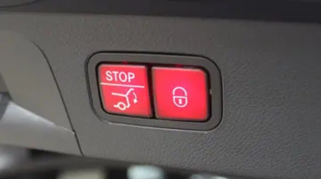Mercedes-Benz GLC AMG Line 300 d 4Matic, 180kW, A9, 5d.