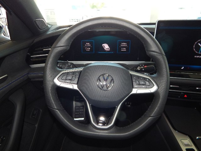 Volkswagen Passat Variant R-Line 2.0 TDI DSG, 110kW, A7, 5d.