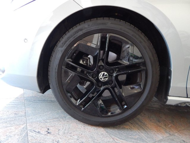 Volkswagen Passat Variant R-Line 2.0 TDI DSG, 110kW, A7, 5d.