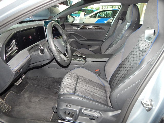 Volkswagen Passat Variant R-Line 2.0 TDI DSG, 110kW, A7, 5d.