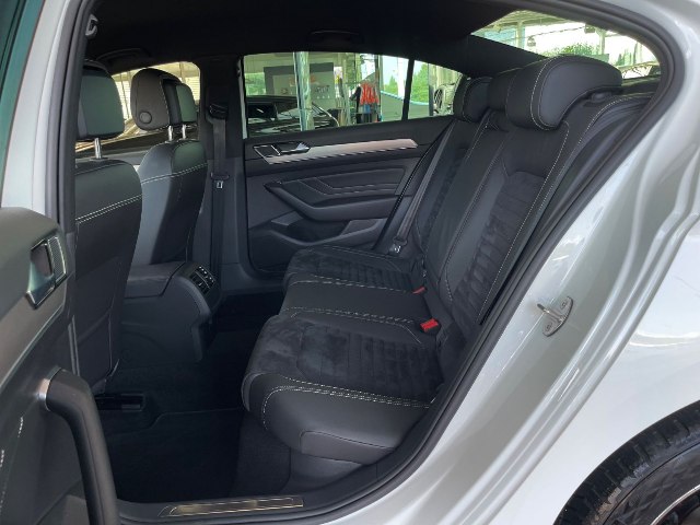 Volkswagen Passat R-Line 2.0 TDI DSG, 140kW, A7, 5d.