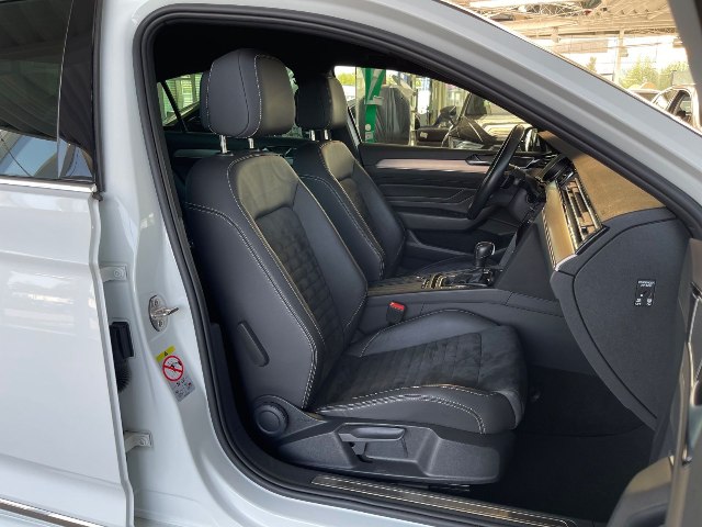 Volkswagen Passat R-Line 2.0 TDI DSG, 140kW, A7, 5d.