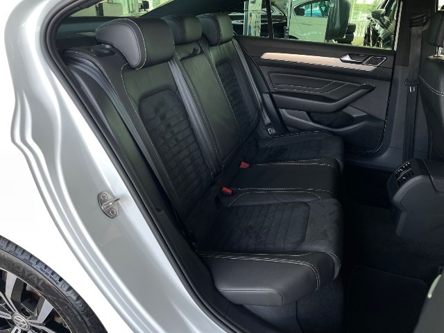 Volkswagen Passat R-Line 2.0 TDI DSG, 140kW, A7, 5d.