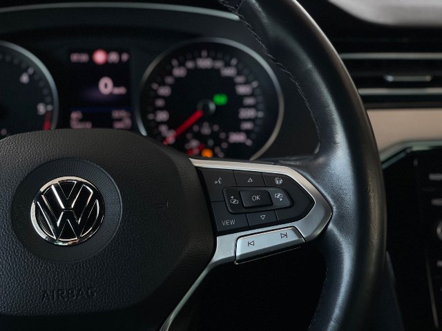 Volkswagen Passat R-Line 2.0 TDI DSG, 140kW, A7, 5d.