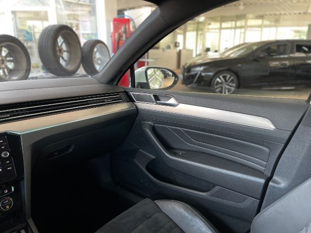 Volkswagen Passat R-Line 2.0 TDI DSG, 140kW, A7, 5d.