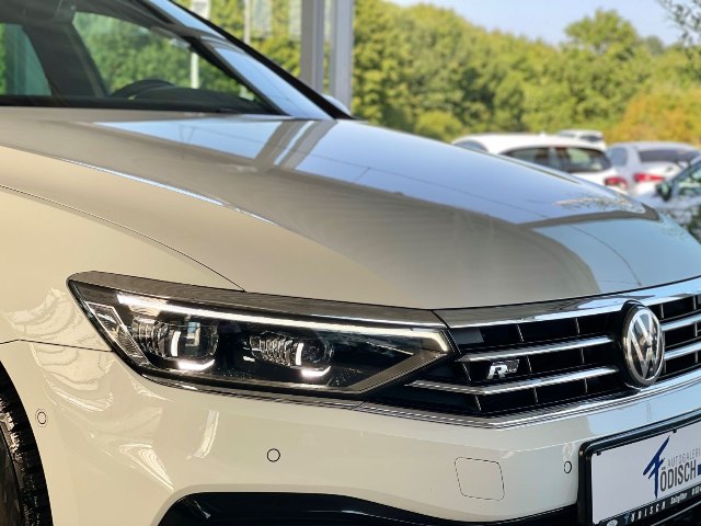 Volkswagen Passat R-Line 2.0 TDI DSG, 140kW, A7, 5d.