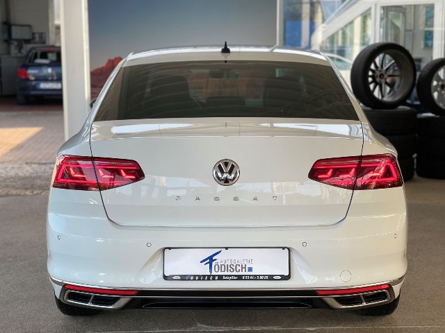 Volkswagen Passat R-Line 2.0 TDI DSG, 140kW, A7, 5d.