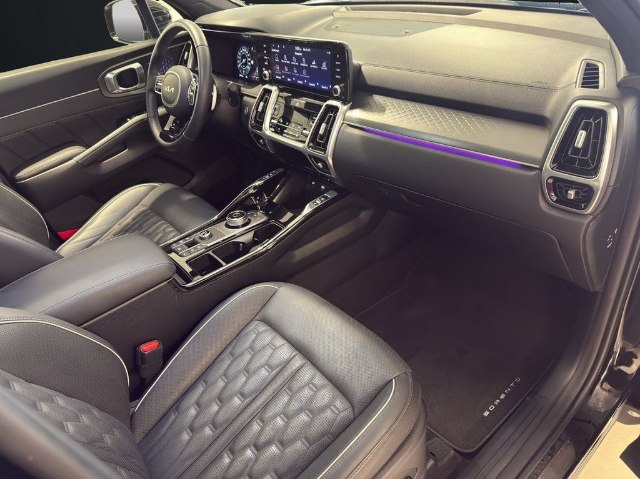 Kia Sorento Platinum Edition 2.2 CRDi 4WD, 148kW, A8, 5d.