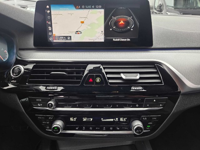 BMW rad 5 Touring 520d, 120kW, A, 5d.