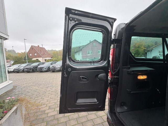Nissan Primastar Tekna L2H1 2.0 dCi, 125kW, A6, 5d.