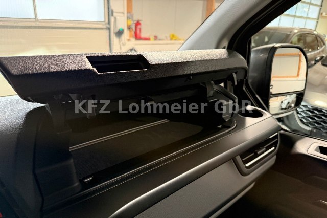Ford Tourneo Custom L1 Titanium 2.0 EcoBlue AWD, 125kW, A, 5d.