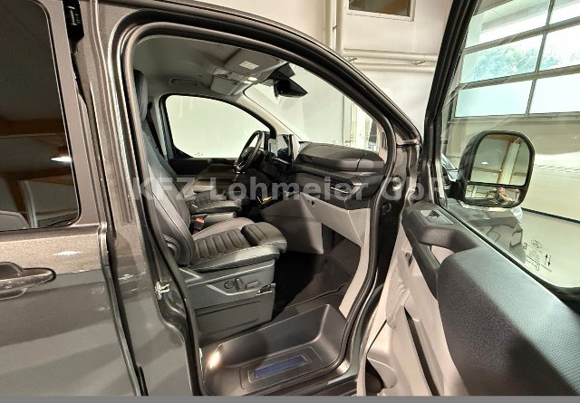 Ford Tourneo Custom L1 Titanium 2.0 EcoBlue AWD, 125kW, A, 5d.