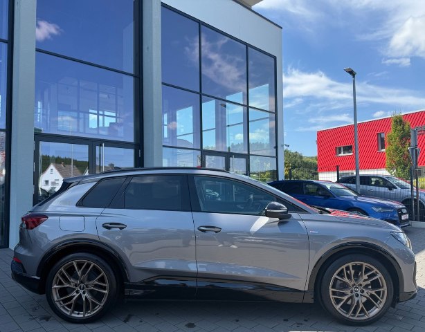 Audi Q4 e-tron 40 S-Line RWD, 150kW, A, 5d.