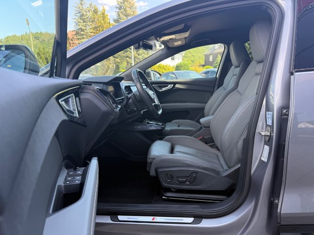 Audi Q4 e-tron 40 S-Line RWD, 150kW, A, 5d.