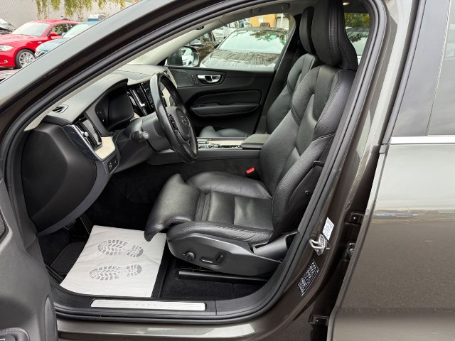Volvo XC60 Inscription B4 D AWD, 145kW, A8, 5d.