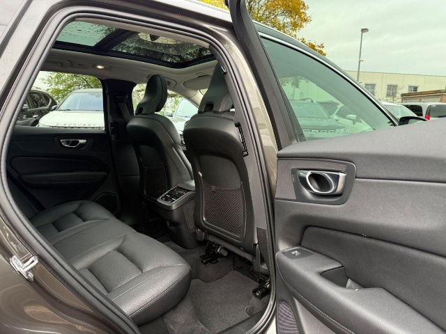 Volvo XC60 Inscription B4 D AWD, 145kW, A8, 5d.