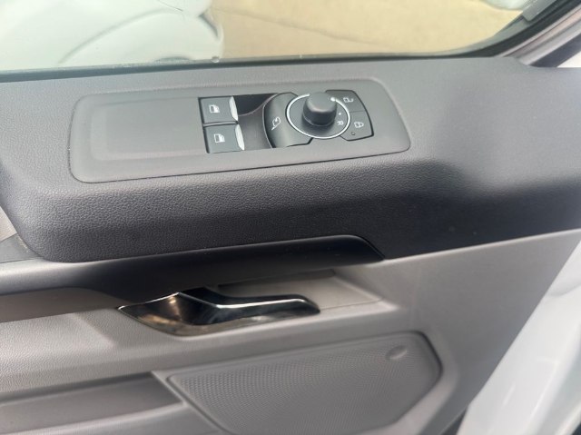 Ford Tourneo Custom L2H1 Titanium TDCi, 100kW, M, 5d.