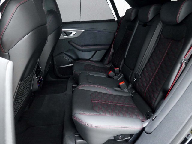 Audi RSQ8 4.0 TFSI V8 quattro Tiptronic, 441kW, A8, 5d.