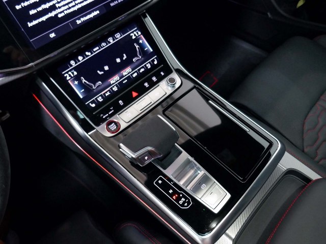 Audi RSQ8 4.0 TFSI V8 quattro Tiptronic, 441kW, A8, 5d.