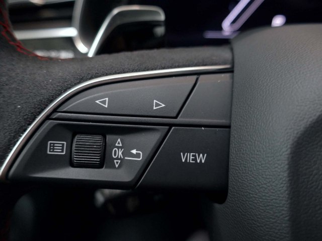 Audi RSQ8 4.0 TFSI V8 quattro Tiptronic, 441kW, A8, 5d.