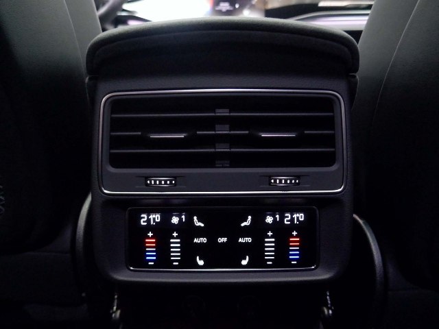 Audi RSQ8 4.0 TFSI V8 quattro Tiptronic, 441kW, A8, 5d.