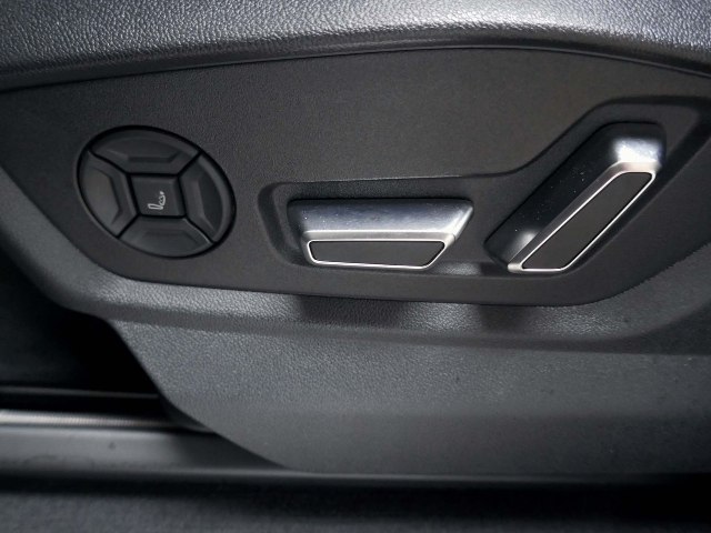 Audi RSQ8 4.0 TFSI V8 quattro Tiptronic, 441kW, A8, 5d.