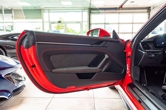 Porsche 992 GT3, 375kW, A, 2d.