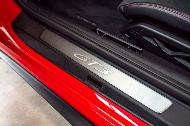 Porsche 992 GT3, 375kW, A, 2d.