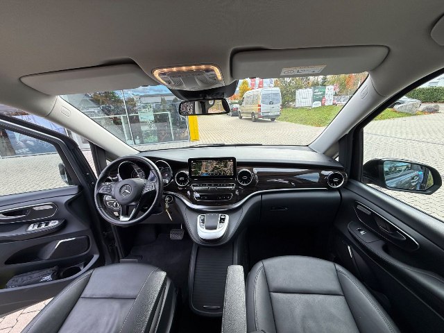 Mercedes-Benz V 300 d 4Matic, 176kW, A9, 5d.