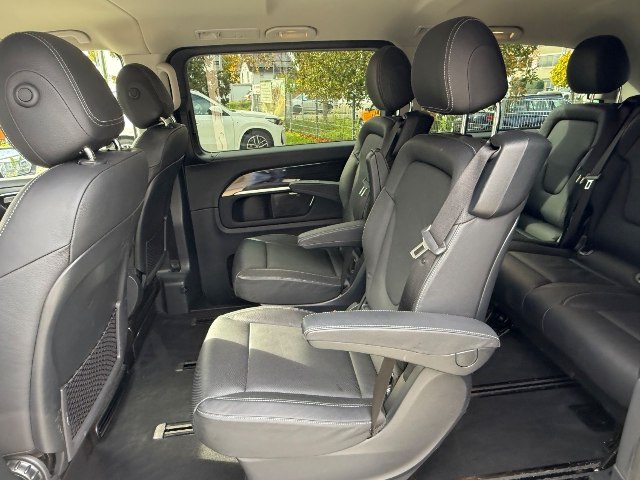 Mercedes-Benz V 300 d 4Matic, 176kW, A9, 5d.