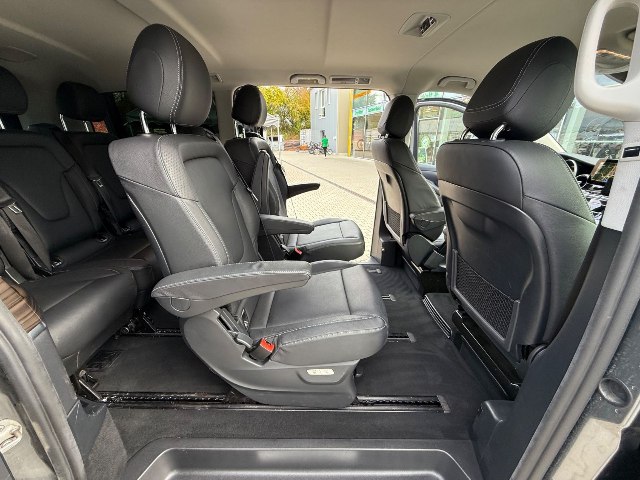 Mercedes-Benz V 300 d 4Matic, 176kW, A9, 5d.